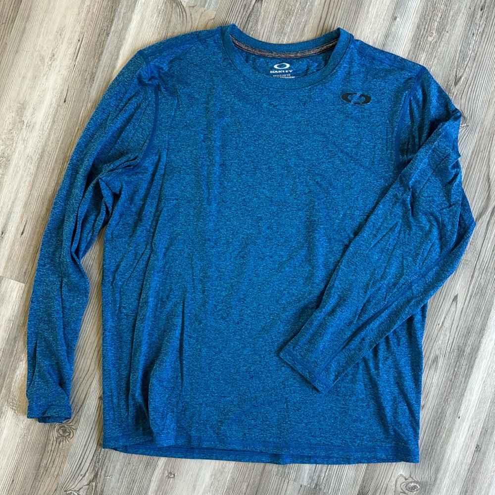 Oakley hydrolix long sleeve shirt
